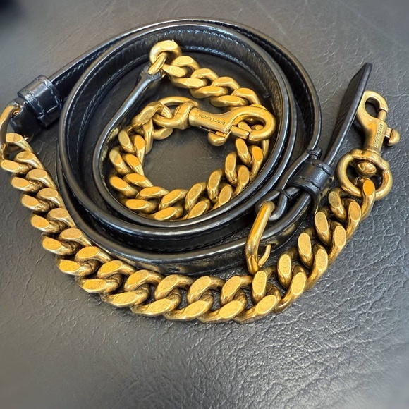 YSL SAINT LAURENT COLLEGE MINI CHAIN BAG IN SHINY CRACKLED LEATHER BLACK - Picture 15 of 16